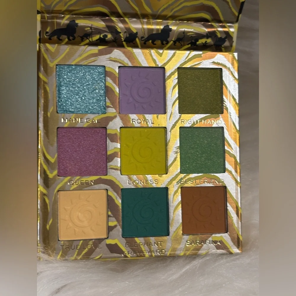 Makeup Revolution London Disney Lion King Shadow Palette